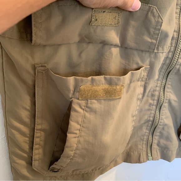 Jeep Brand Khaki Vest * Large - Picture 6 of 17